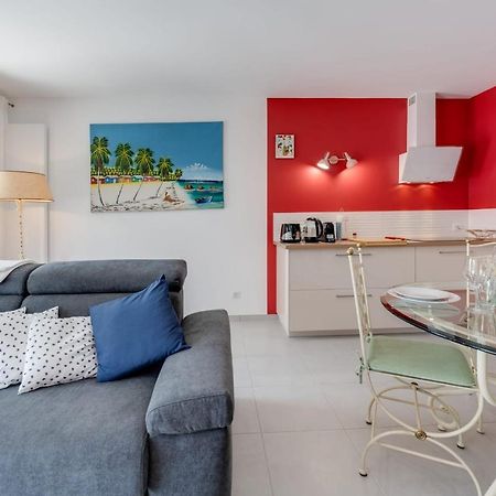 Emergence - Apartment 1 Bedroom 2-4 Pers Garage And Terrace アヌシー エクステリア 写真
