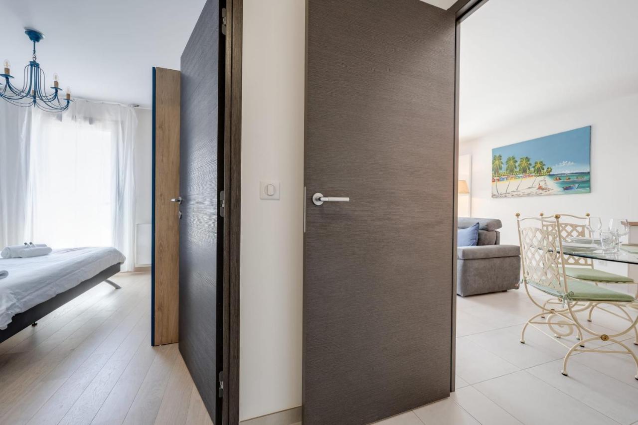 Emergence - Apartment 1 Bedroom 2-4 Pers Garage And Terrace アヌシー エクステリア 写真